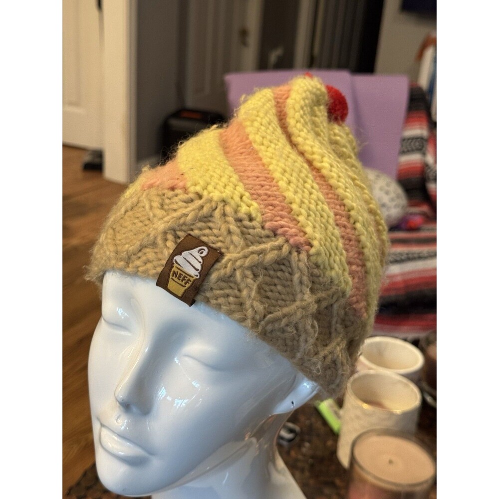 Neff Girls Womens Ice Cream Cone Beanie Winter Ski Hat Heavy Wear Fuzzy